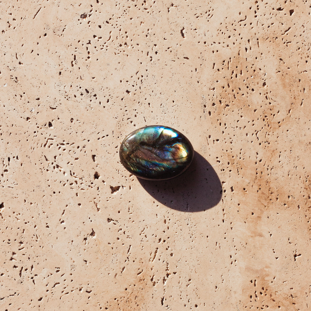 LABRADORITE POLISHED - 900